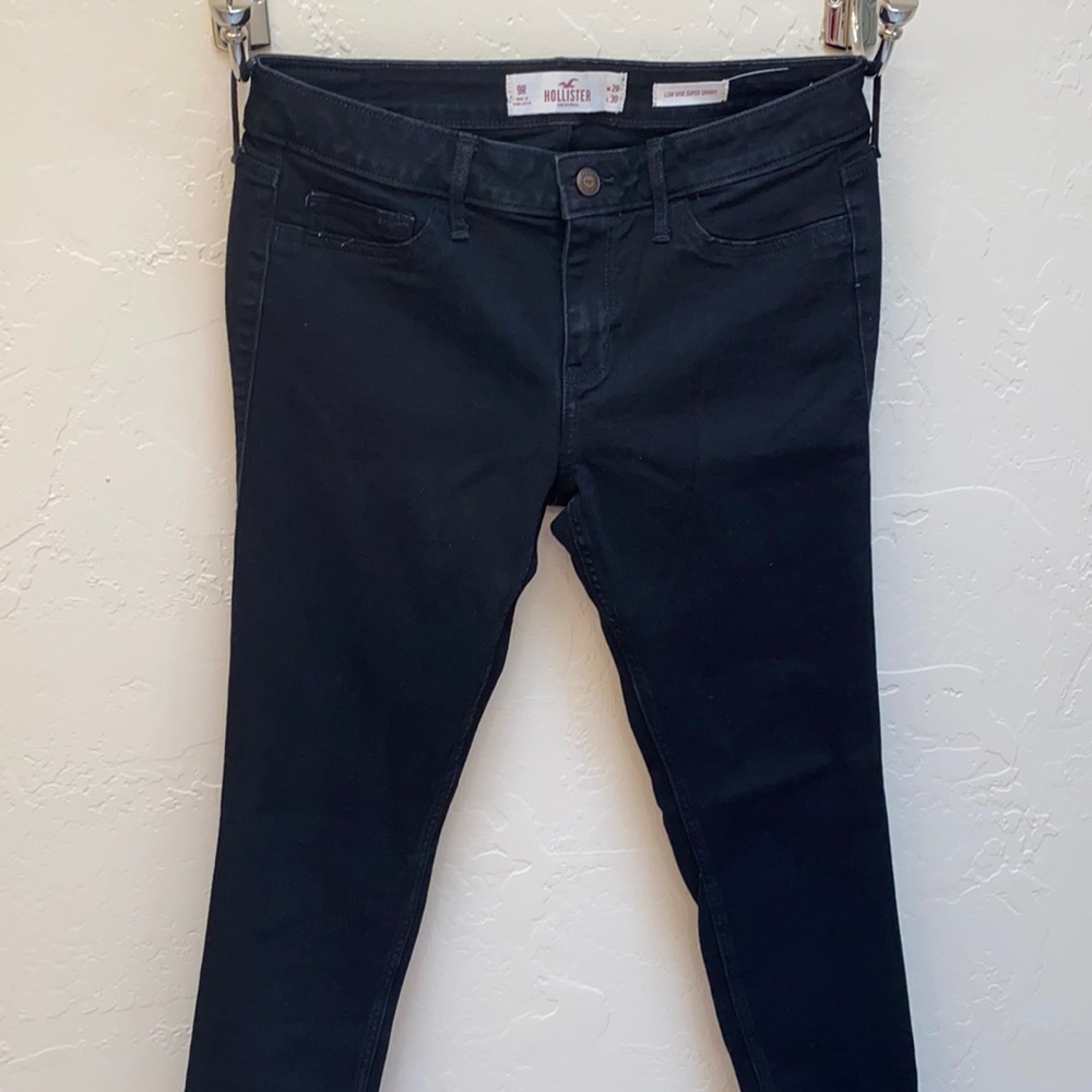 Hollister Black Skinny Jeans! Extra stretchy!